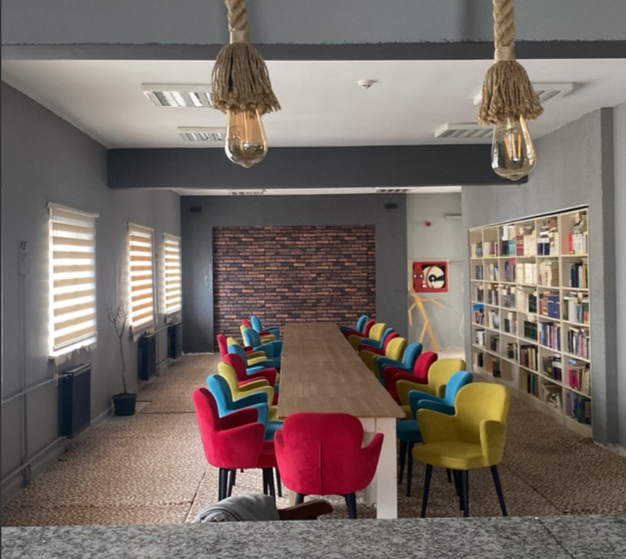 Eminder Kafe Gençlik Merkezi